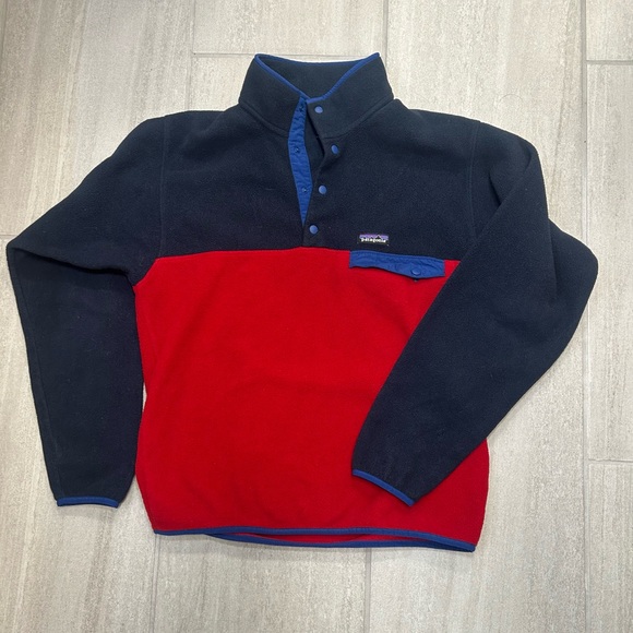 Patagonia Synchilla Men’s Medium Red and Blue Fleece Jacket pullover